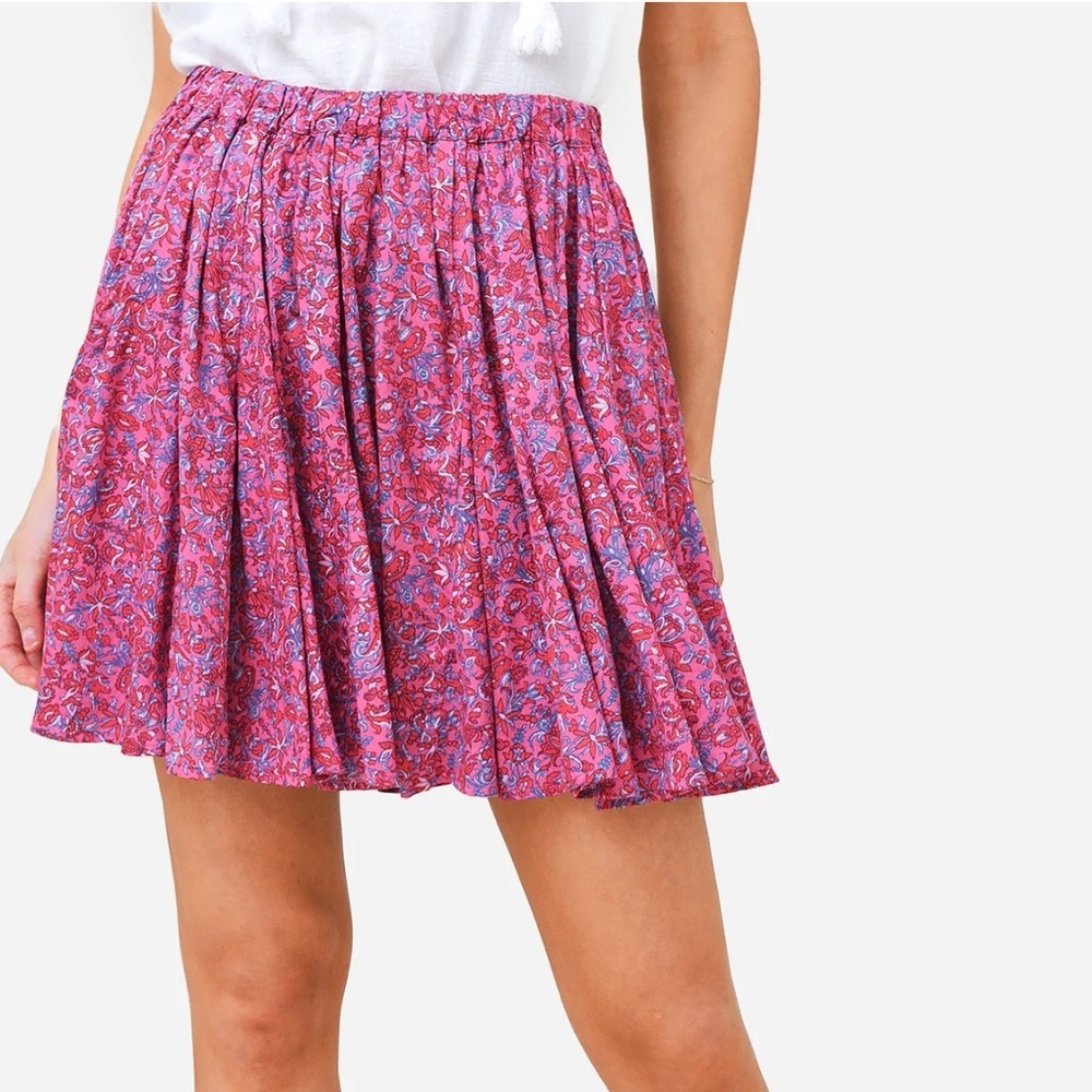 XiRENA Pink Floral Mini Skirt